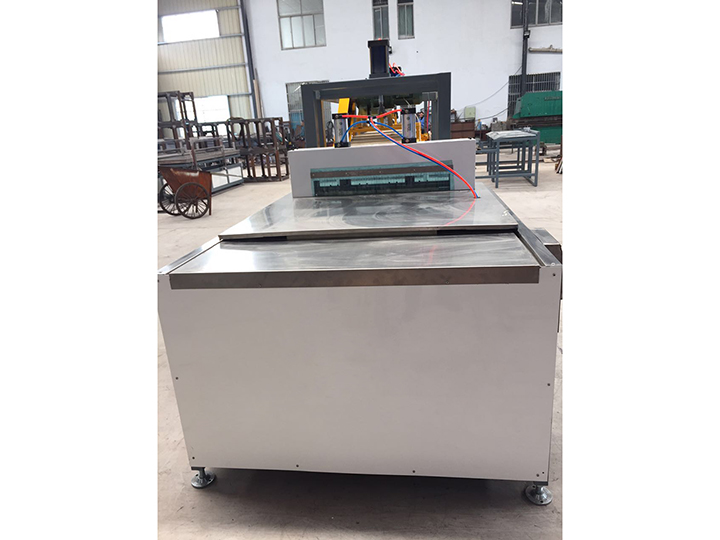 護墻板擠出設備